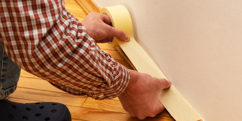 Comment peindre des plinthes ? | MesDépanneurs.fr